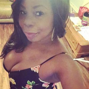 Meet your Posher, Maya